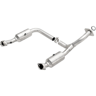 MagnaFlow DF Cat Conv 06-09 Ford Explorer/06-10 Mercury Mountaineer 4.6L Y-Pipe Assembly (49 State)
