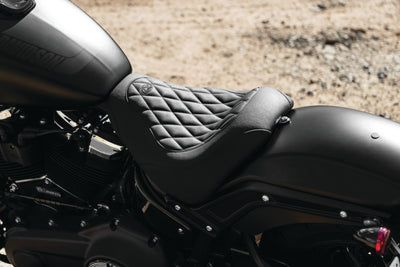 Mustang 08-21 Harley Electra Glide,Rd Glide,Rd King,Str Glide Pass Seat(8.5wide) w/Studs - Black