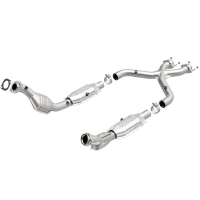 MagnaFlow Direct Fit Catalytic Converter 99-04 Mustang 4.6L 49S