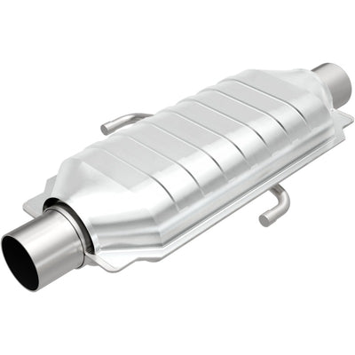 MagnaFlow Universal Catalytic Converter 2Air 19.5X7X4 2.25X2.25